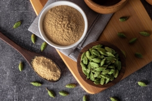 Cardamom Powder: A Versatile Spice for Health and Flavor in Canada